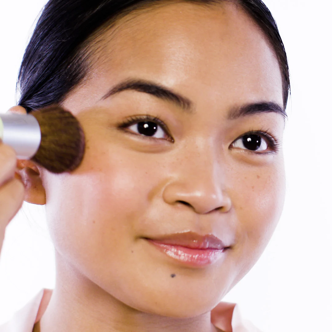 Pixi + Hello Kitty Hello Glow-y Powder - Image 4